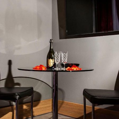 Umberto I° Suite & Spa Napoli Bagian luar foto