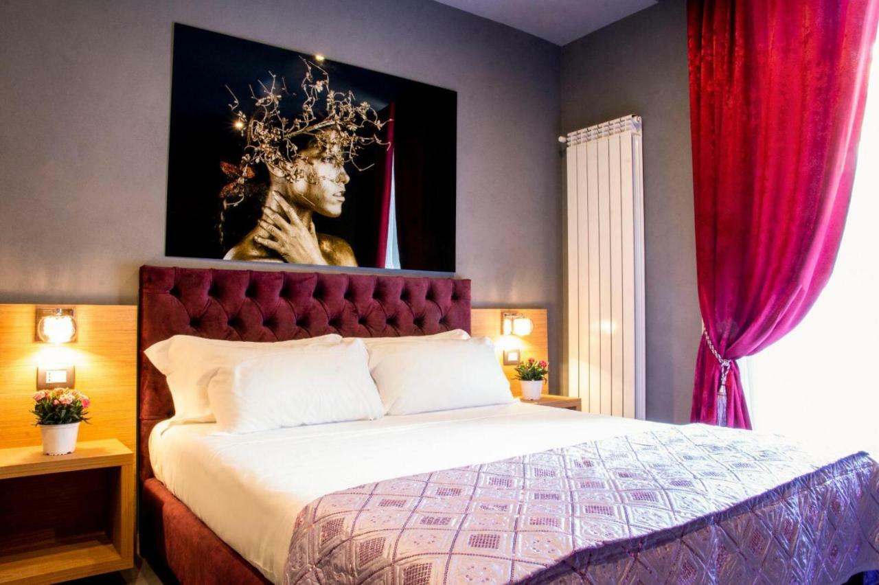 Umberto I° Suite & Spa Napoli Bagian luar foto